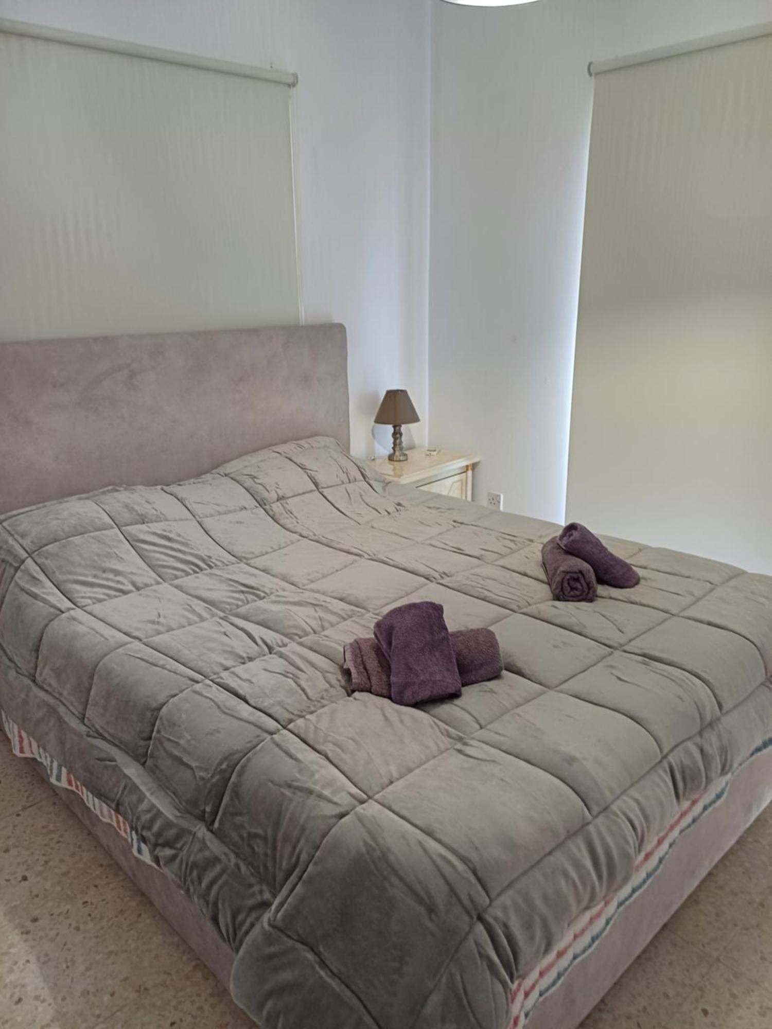 Spacious 2 Bedroom Appartment Near Mall -Internet 1Gbps Пафос Экстерьер фото